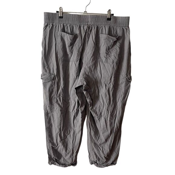 Westport XL Cropped Cargo Pants Light Gray Cuffed Pant Leg Casual Pockets - Picture 7 of 9